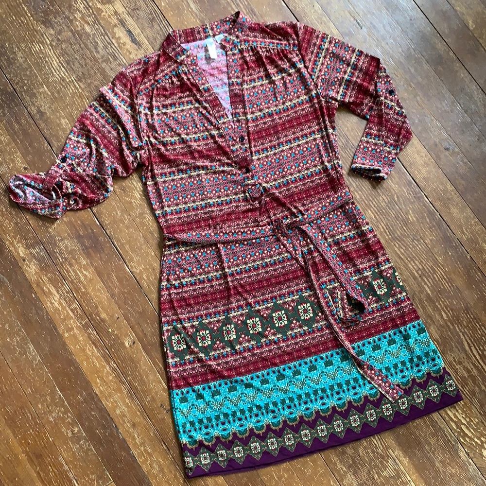 Tacera dress with belt